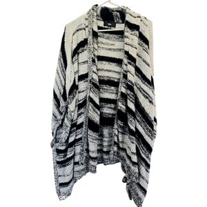 Mossimo sweater with hoodie